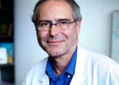  Καθηγητής Λοιμωξιολογίας Christian Perronne : Τα «εμβόλια» δεν είναι εμβόλια αλλά γενετικοί τροποποιητές.